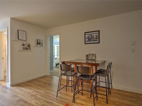 94 Beech Cres, Lake Cowichan, BC - Indoor Photo Showing Dining Room