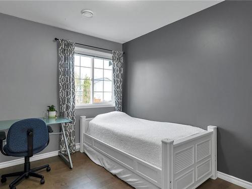 2957 Huckleberry Pl, Courtenay, BC - Indoor Photo Showing Bedroom