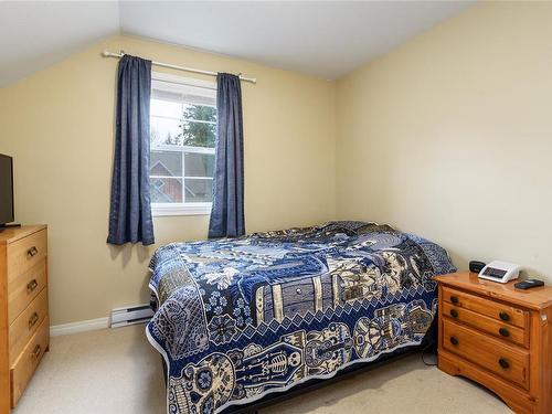 114-2787 First St, Courtenay, BC - Indoor Photo Showing Bedroom