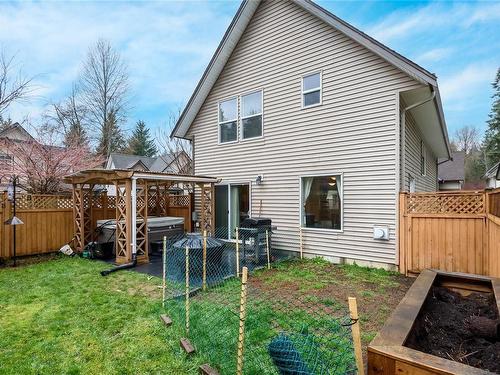 114-2787 First St, Courtenay, BC - Outdoor