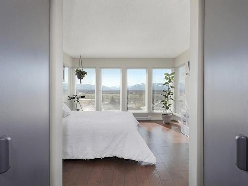 1360 Farquharson Dr, Courtenay, BC - Indoor Photo Showing Bedroom