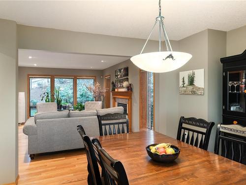 1397 Kingsview Rd, Duncan, BC - Indoor Photo Showing Dining Room