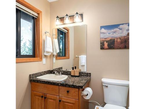 1397 Kingsview Rd, Duncan, BC - Indoor Photo Showing Bathroom