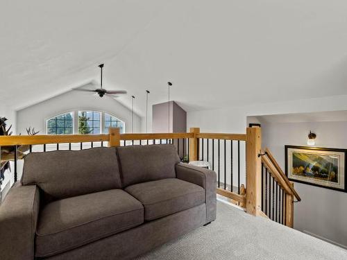 3461 Red Lake Drive, Kamloops, BC - Indoor Photo Showing Other Room