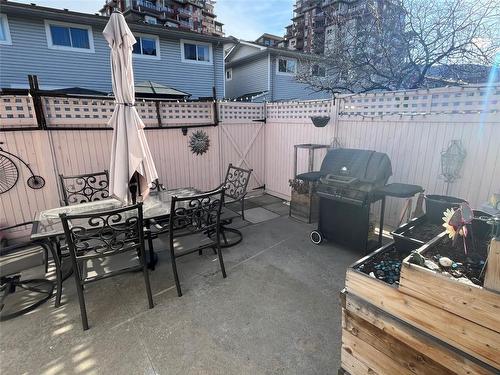 118-3315 Wilson Street, Penticton, BC - Outdoor With Deck Patio Veranda