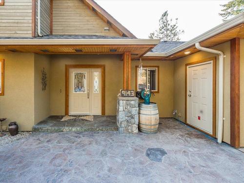 9143 Tronson Road, Vernon, BC - Outdoor With Exterior