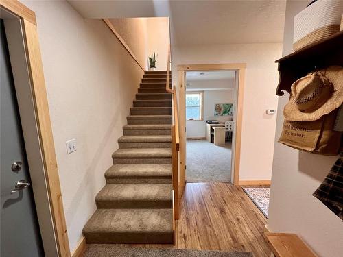 289 Allison Avenue, Princeton, BC - Indoor Photo Showing Other Room