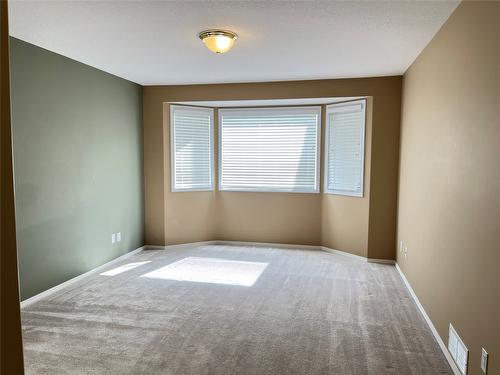 33-2710 Allenby Way, Vernon, BC - Indoor Photo Showing Other Room