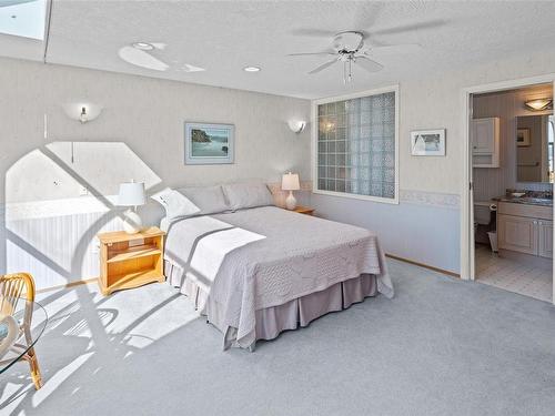 1946 Murray Rd, Sooke, BC - Indoor Photo Showing Bedroom