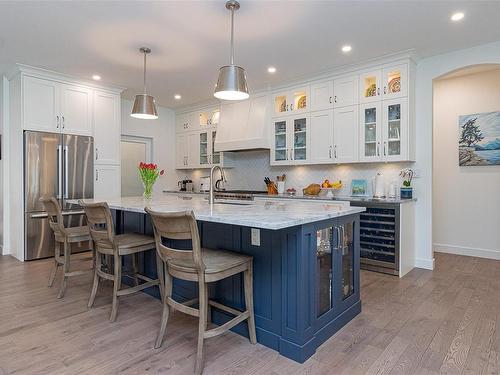 630 Woodcreek Dr, North Saanich, BC - Indoor Photo Showing Kitchen With Upgraded Kitchen