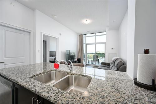 101 Shoreview Place|Unit #622, Stoney Creek, ON - Indoor Photo Showing Kitchen With Double Sink