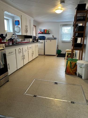 Cuisine - 690  - 692 Rue St-Charles, Marieville, QC - Indoor Photo Showing Kitchen