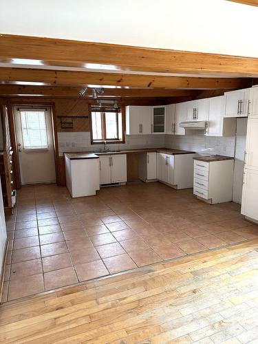 Cuisine - 690  - 692 Rue St-Charles, Marieville, QC - Indoor Photo Showing Kitchen