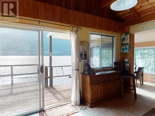 9302 Powell Lake, Powell River, BC - Indoor Photo Showing Other Room