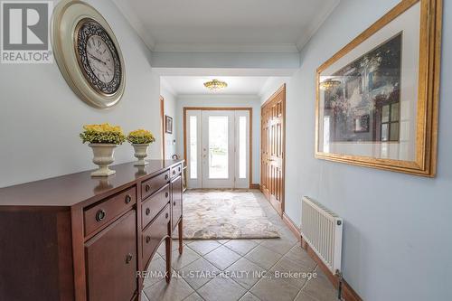 8 Manor Rd, Kawartha Lakes, ON - Indoor Photo Showing Other Room