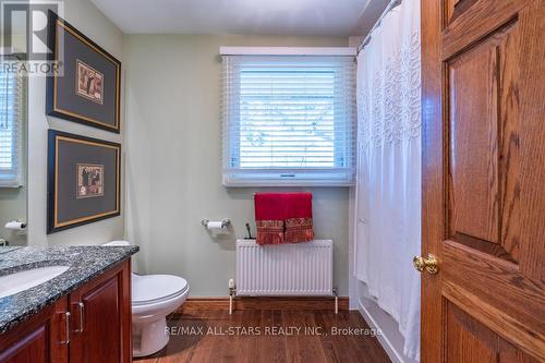 8 Manor Road, Kawartha Lakes, ON - Indoor Photo Showing Bathroom
