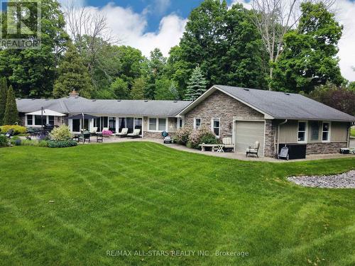 8 Manor Road, Kawartha Lakes, ON - Outdoor With Deck Patio Veranda