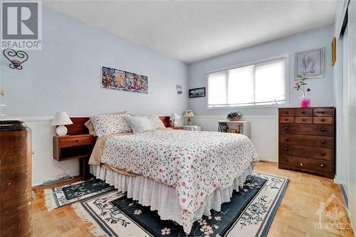 23 Banting Crescent, Ottawa, ON - Indoor Photo Showing Bedroom