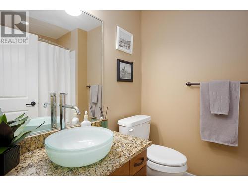 2470 Tuscany Drive Unit# 306, West Kelowna, BC - Indoor Photo Showing Bathroom