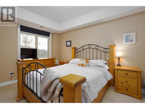 2470 Tuscany Drive Unit# 306, West Kelowna, BC - Indoor Photo Showing Bedroom