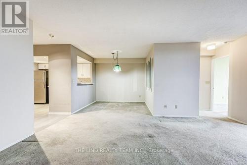 #1002 -100 Observatory Lane, Richmond Hill, ON -  Photo Showing Other Room
