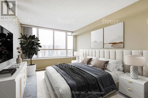 #1002 -100 Observatory Lane, Richmond Hill, ON - Indoor Photo Showing Bedroom