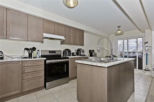 755 Linden Drive|Unit #39, Cambridge, ON - Indoor Photo Showing Kitchen With Double Sink