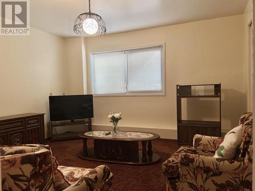 61 Partridge Street, Kitimat, BC - Indoor Photo Showing Living Room