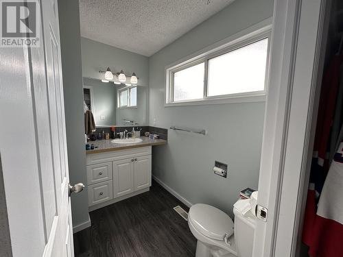 9108 112 Avenue, Fort St. John, BC - Indoor Photo Showing Bathroom