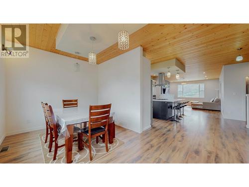 317 2Nd Avenue, Keremeos, BC - Indoor Photo Showing Dining Room