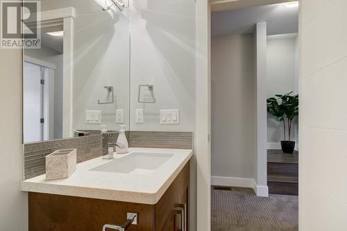 3510 Landie Road Unit# 17, Kelowna, BC - Indoor Photo Showing Bathroom
