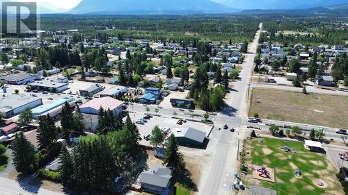 1285 5Th Avenue, Valemount, BC 