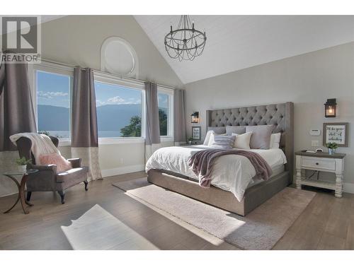 12879 Pixton Road, Lake Country, BC - Indoor Photo Showing Bedroom