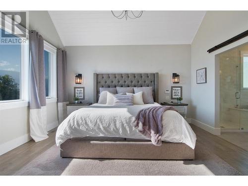 12879 Pixton Road, Lake Country, BC - Indoor Photo Showing Bedroom