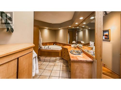 72 Kenyon Road, Vernon, BC - Indoor Photo Showing Bathroom