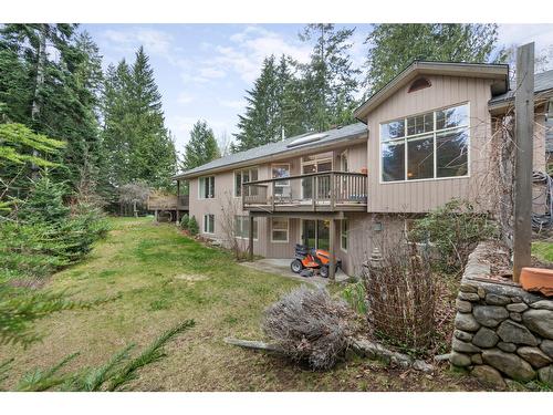 2286 Annable Road, Nelson, BC - Outdoor With Deck Patio Veranda