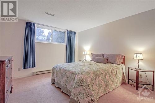 30 Innesbrook Court, Ottawa, ON - Indoor Photo Showing Bedroom