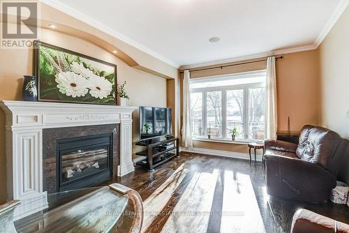 591 Lakeside Avenue, Mississauga, ON - Indoor Photo Showing Living Room With Fireplace