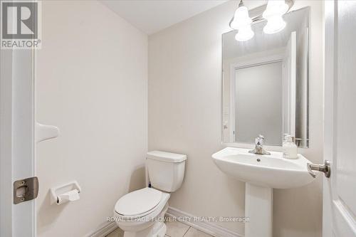 #2 -755 Linden Dr, Cambridge, ON - Indoor Photo Showing Bathroom