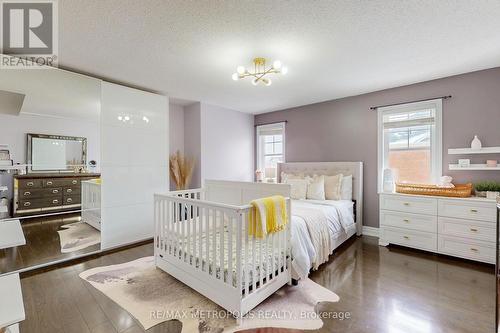 71 Greenhouse Lane, Whitchurch-Stouffville, ON - Indoor Photo Showing Bedroom