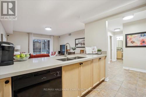 #3 -39 Coulter St, Barrie, ON - Indoor Photo Showing Kitchen With Double Sink