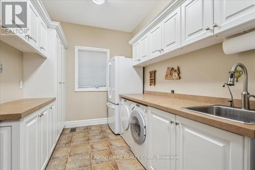 298 River Side Dr, Oakville, ON - Indoor Photo Showing Laundry Room