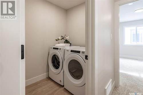 106 Haverstock Crescent, Saskatoon, SK - Indoor Photo Showing Laundry Room