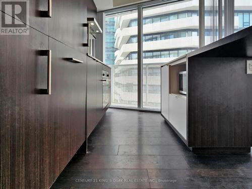 #3402 -88 Harbour St, Toronto, ON - Indoor Photo Showing Other Room