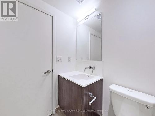 3402 - 88 Harbour Street, Toronto, ON - Indoor Photo Showing Bathroom
