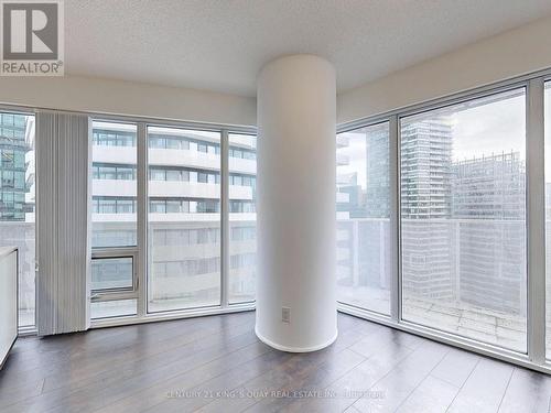 #3402 -88 Harbour St, Toronto, ON - Indoor Photo Showing Other Room