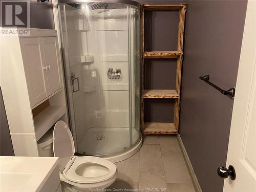 889 Bouffard Road Unit# Basement, Lasalle, ON - Indoor Photo Showing Bathroom