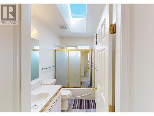 1245 Stork Avenue, Quesnel, BC - Indoor Photo Showing Bathroom