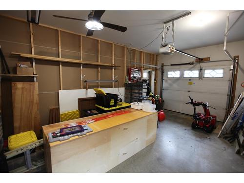 6817 Grandview Drive, Nelson, BC - Indoor Photo Showing Garage