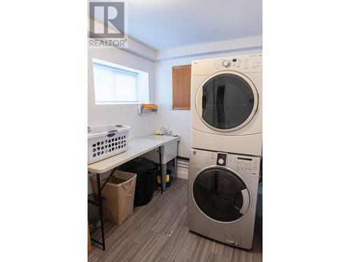 624 E 7Th Avenue, Prince Rupert, BC - Indoor Photo Showing Laundry Room
